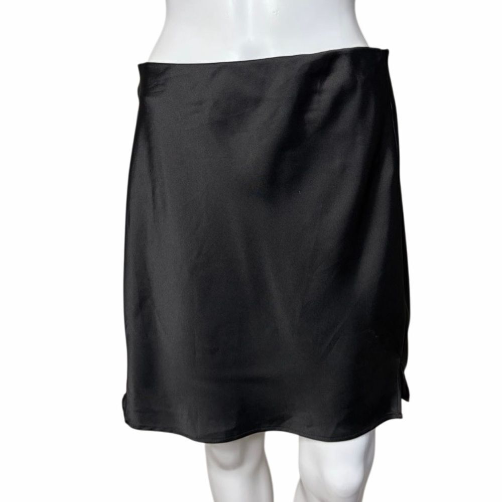 Renee C. Elegant Black Women's Skirt Size Large